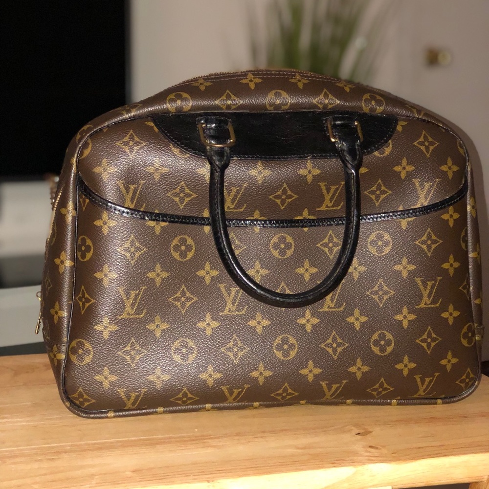 Louis Vuitton Deauville